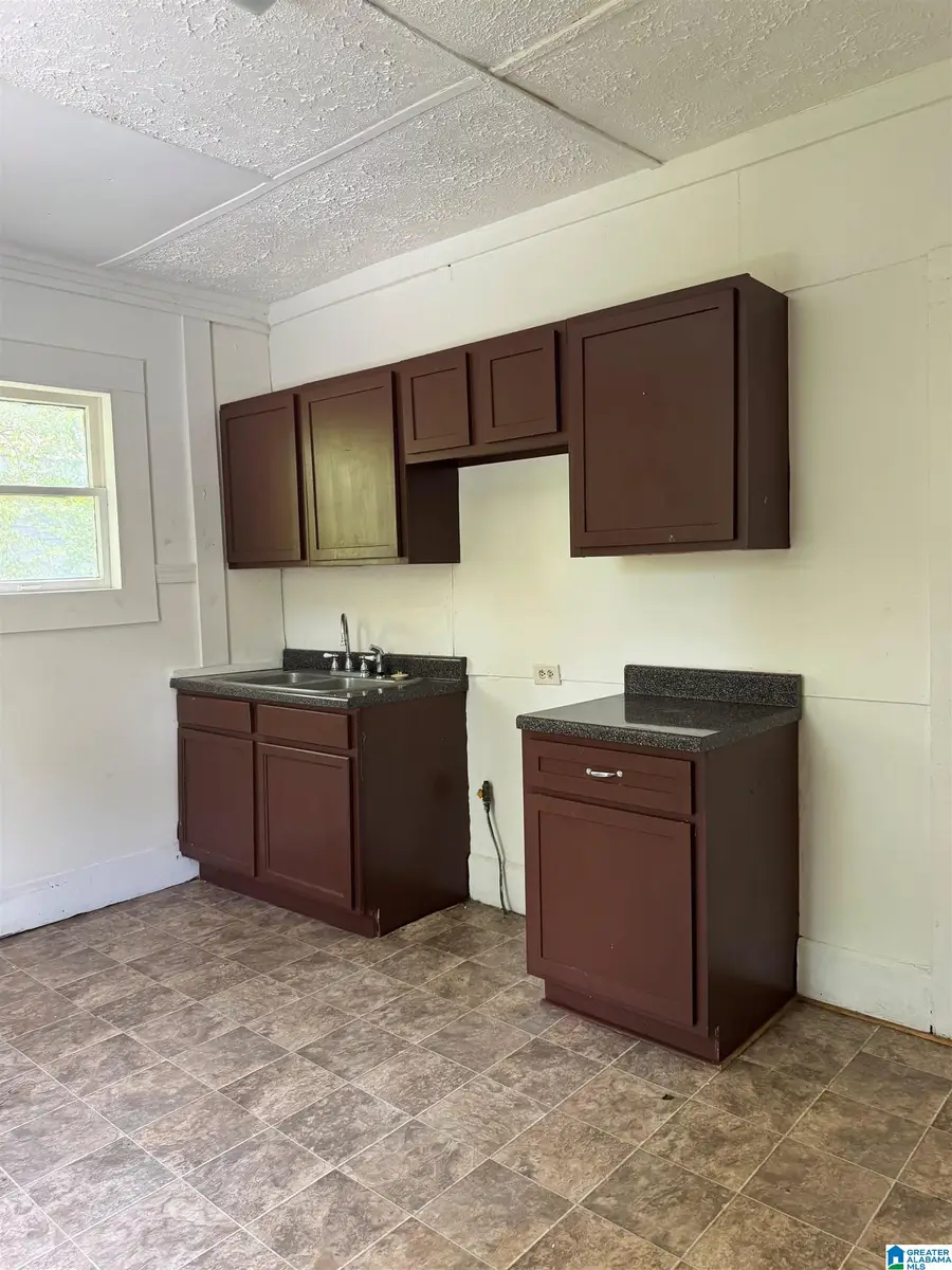 821 SW 29TH STREET SW, Birmingham, AL 35211 - #3
