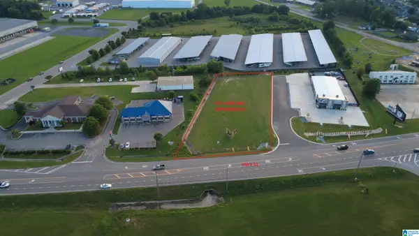 4636 US HIGHWAY 31, Calera, AL 35040