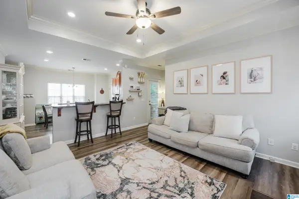 432 HOLLAND LAKES DRIVE N, Pelham, AL 35124