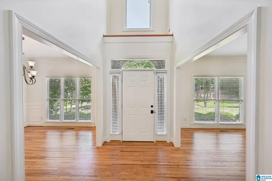 404 GREYSTONE GLEN CIRCLE, Hoover, AL 35242 - #3