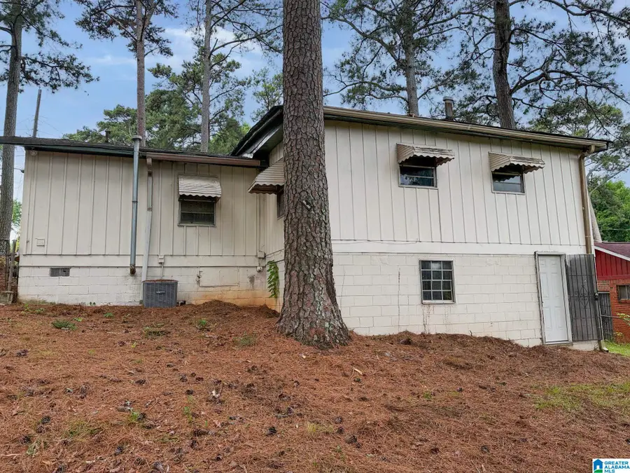 2413 TEMPEST DRIVE SW, Birmingham, AL 35211 - #2