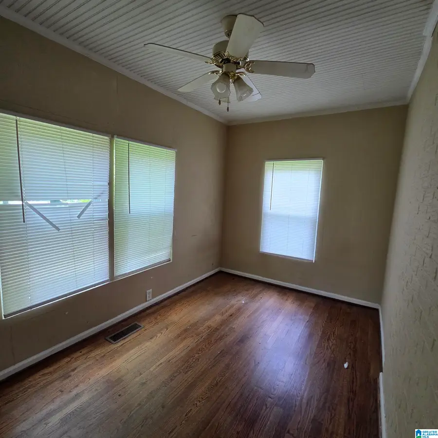 805 MEADOWBROOK DRIVE, Birmingham, AL 35215 - #3