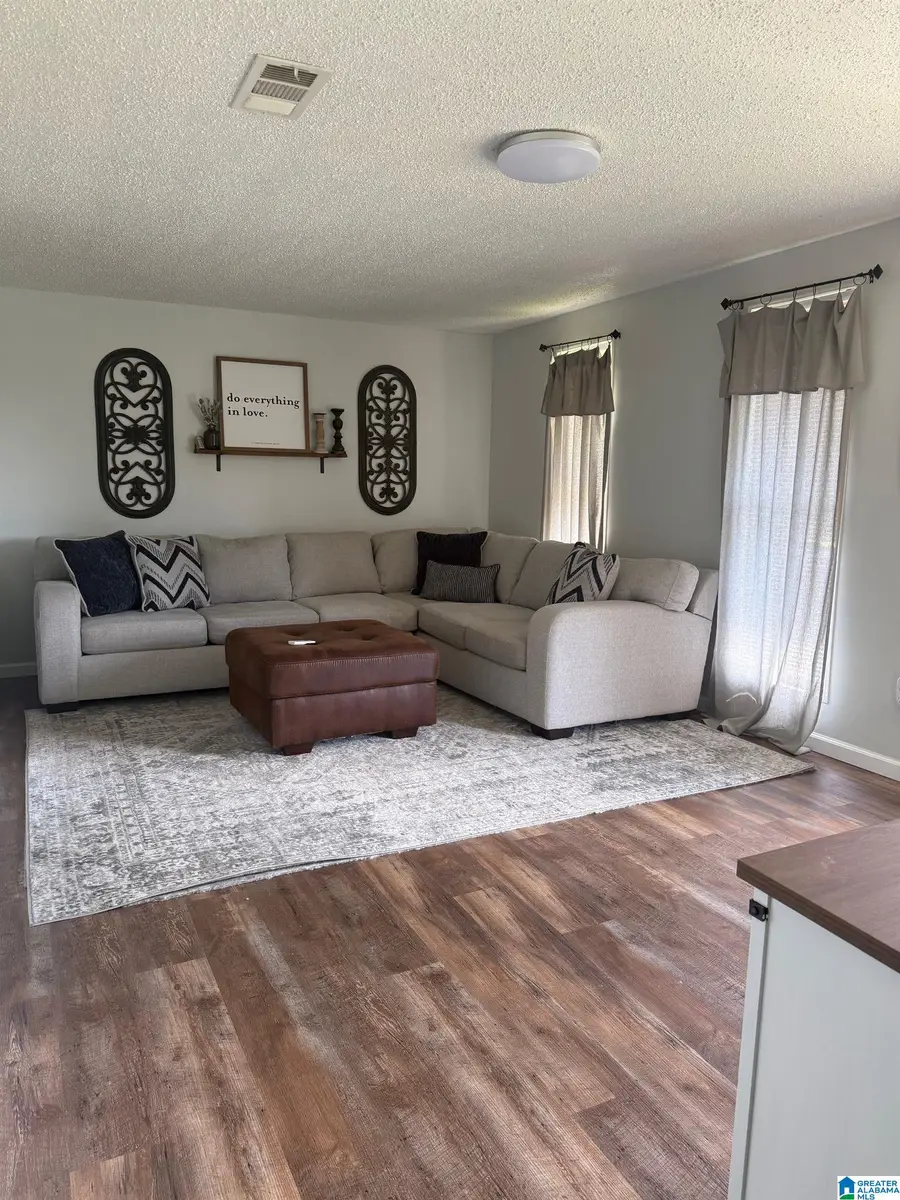 7875 ROBBINS CIRCLE, Dora, AL 35062 - #3