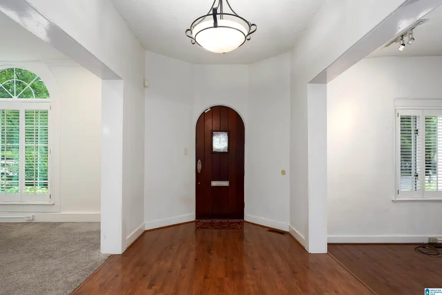 938 CONROY ROAD, Birmingham, AL 35222 - #2