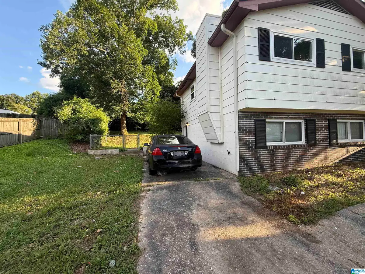 733 COUNTRY VIEW DRIVE NE, Birmingham, AL 35215 - #1