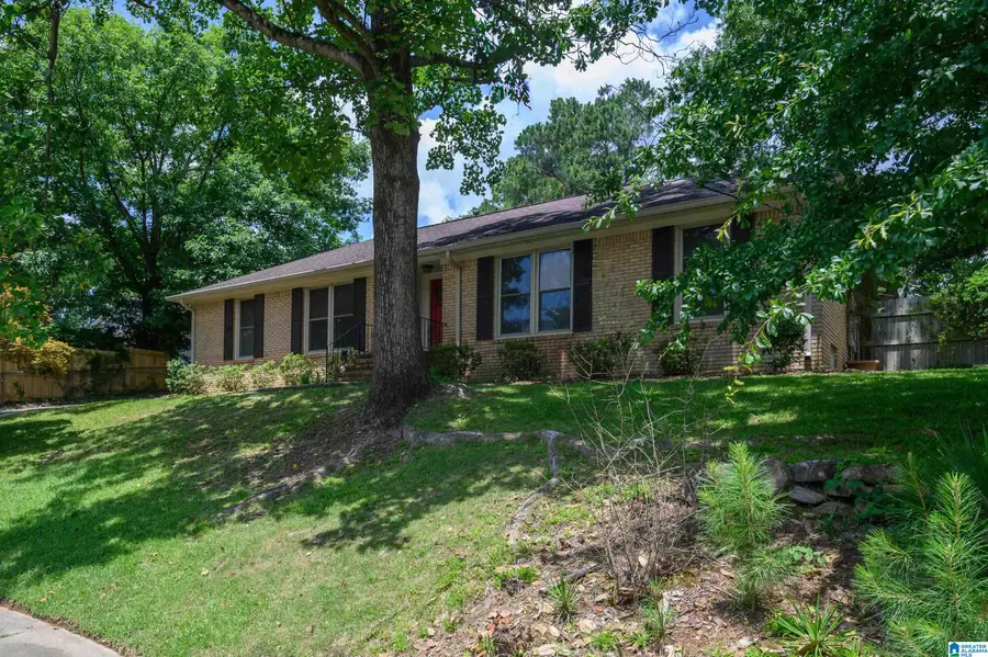 4220 SHILOH LANE, Birmingham, AL 35213 - #2