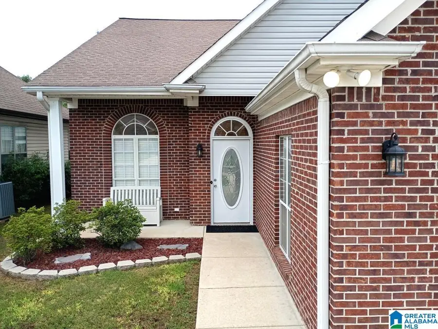 610 CROSSCREEK COVE, Pelham, AL 35124 - #3