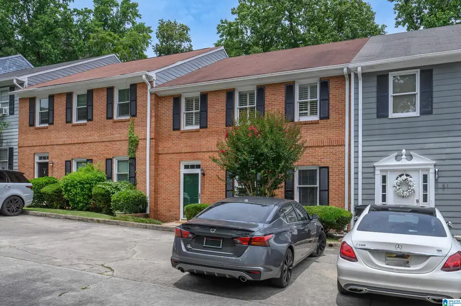 30 THE FALLS DRIVE, Vestavia Hills, AL 35216 - #3