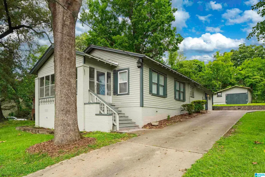 412 NEWTON DRIVE, Midfield, AL 35228 - #2