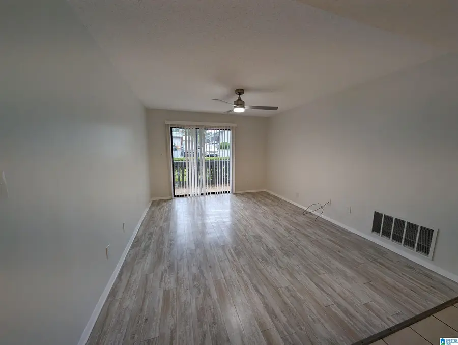 1101 WOODLAND VILLAGE, Homewood, AL 35216 - #3