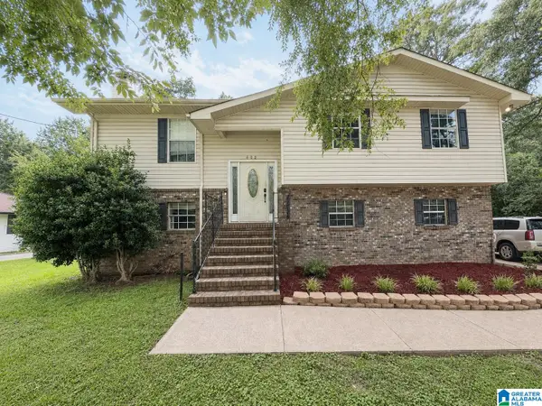 602 SHANNAHAN DRIVE, Weaver, AL 36277