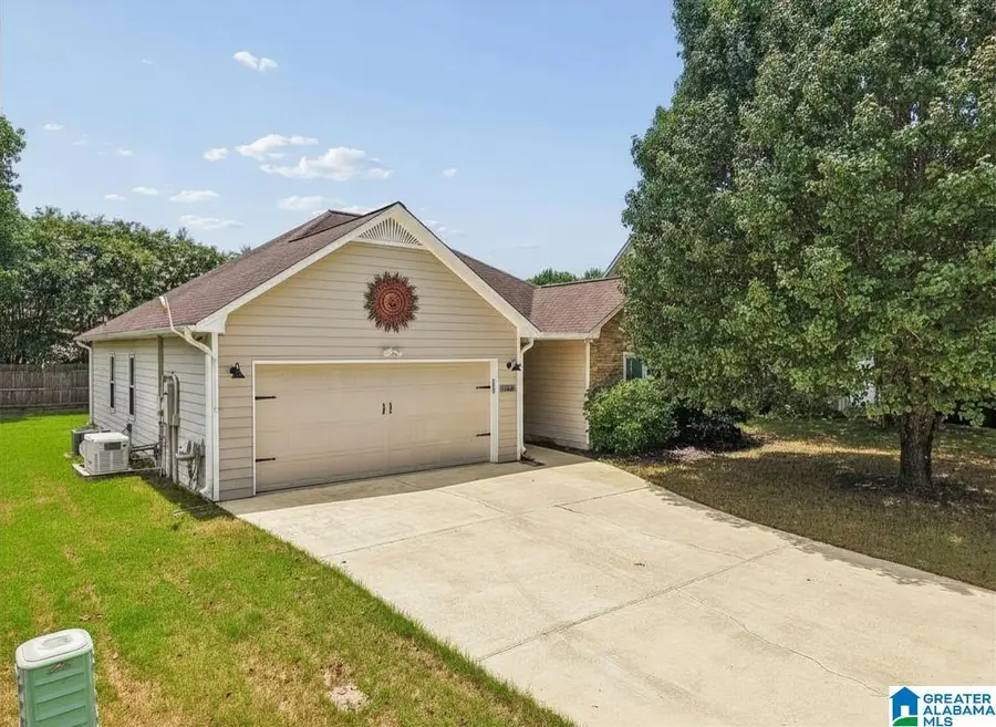 124 CEDAR GROVE PARKWAY, Alabaster, AL 35114 - #2