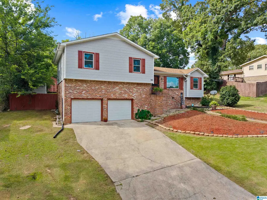 620 16TH AVENUE NW, Center Point, AL 35215 - #2