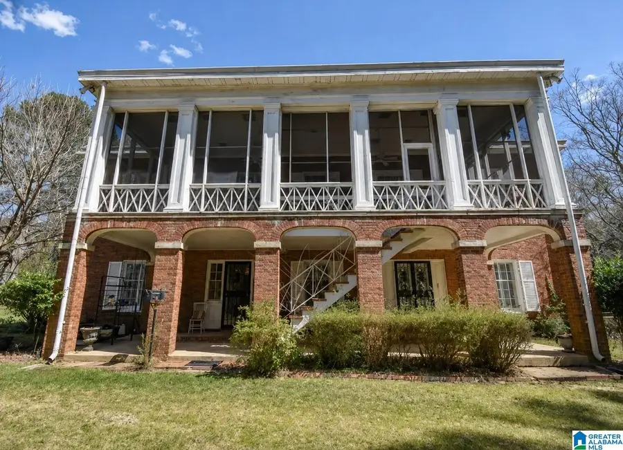 1305 COLUMBUS STREET W, Fayette, AL 35555 - #2