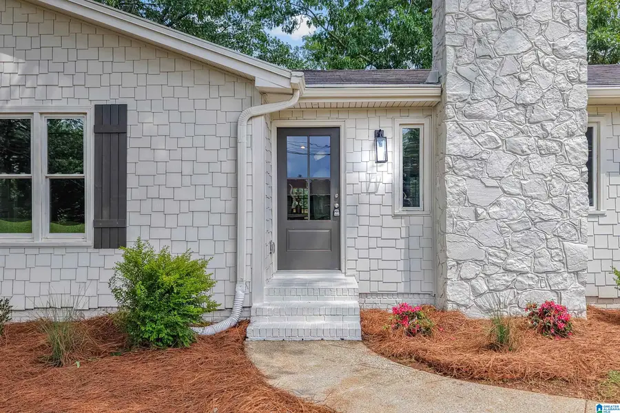 125 SHADES CREST ROAD, Hoover, AL 35226 - #3