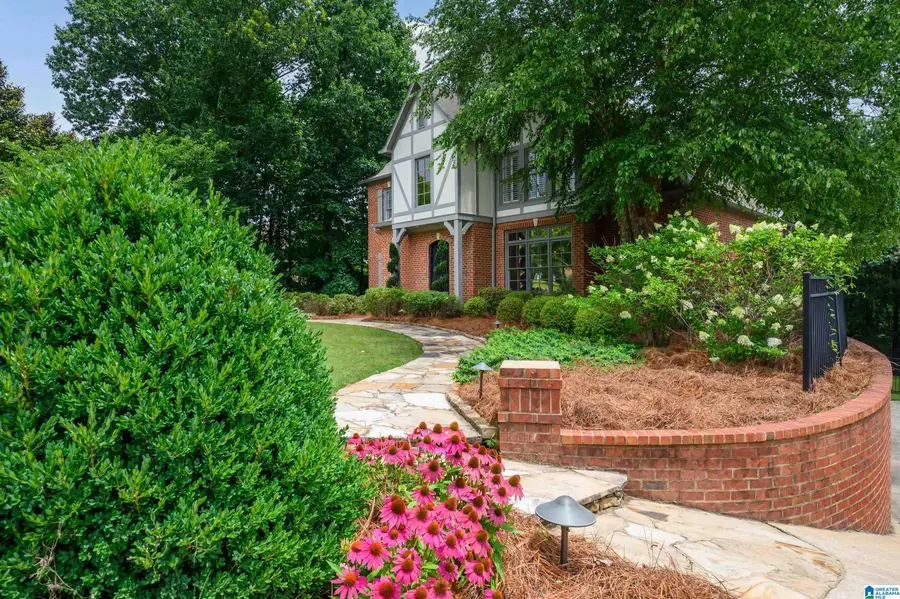 3904 BUTLER SPRINGS WAY, Hoover, AL 35226 - #2