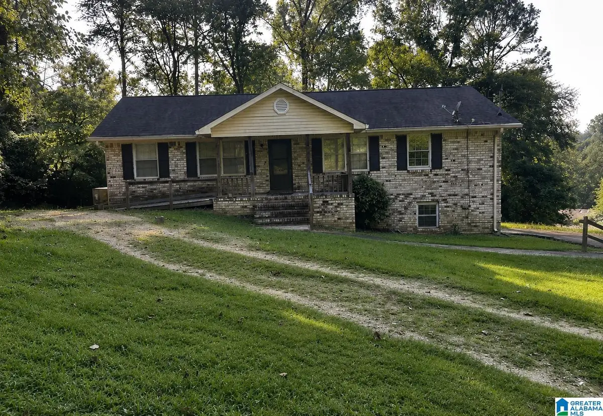 105 HIGHLAND DRIVE, Columbiana, AL 35051 - #1