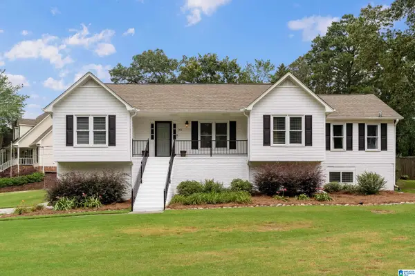 200 S TRACE LANE, Hoover, AL 35244