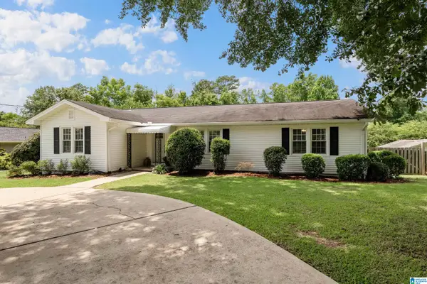 4028 N CAHABA DRIVE, Vestavia hills, AL 35243