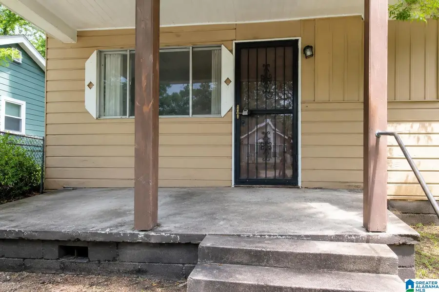 2425 LAWN AVENUE SW, Birmingham, AL 35211 - #2