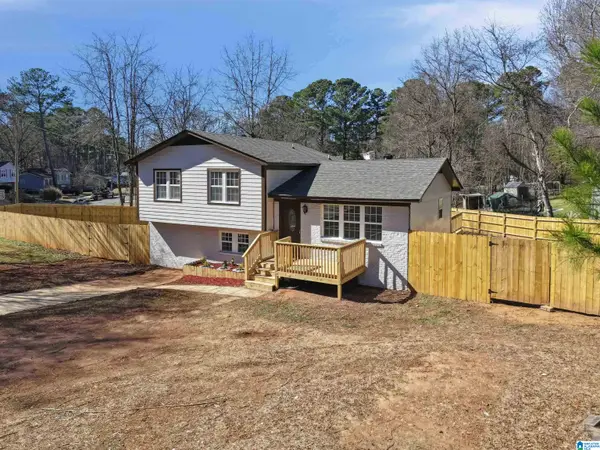 5200 HICKORY DRIVE, Pinson, AL 35126