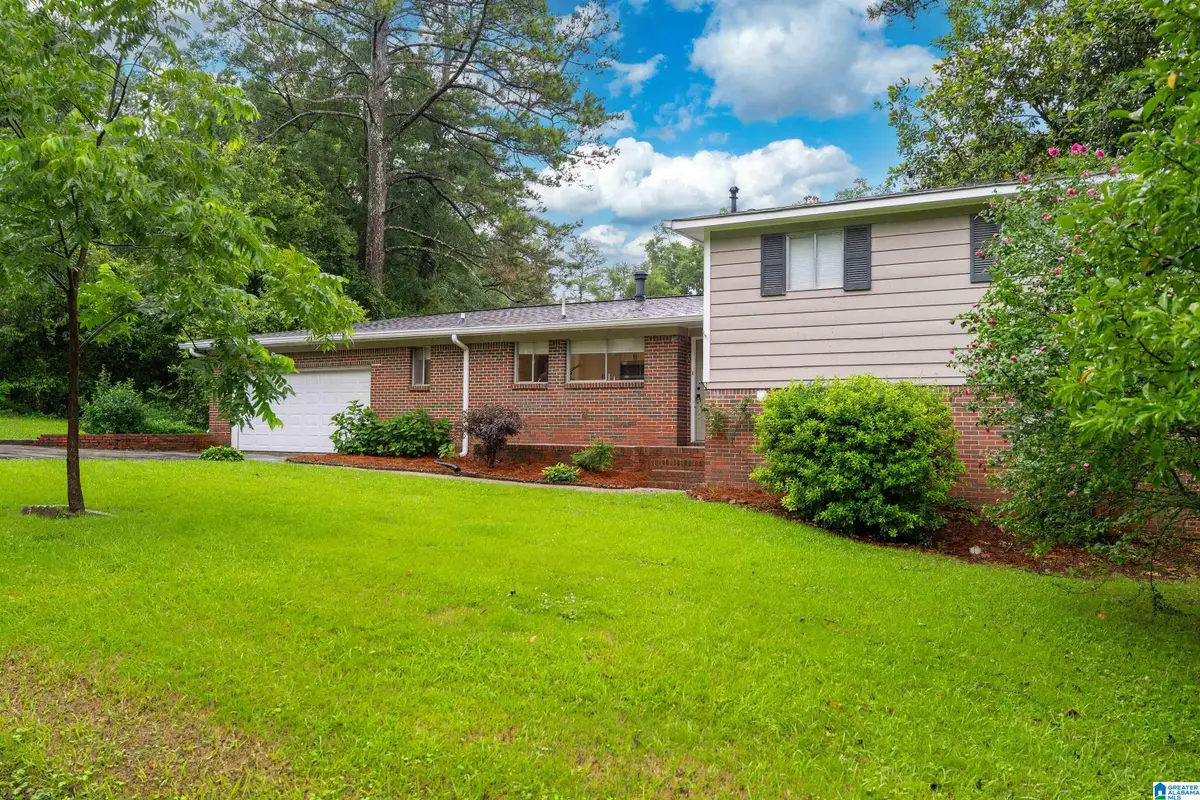 209 HILLWOOD DRIVE, Alabaster, AL 35007 - #1
