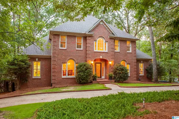 2348 COUNTRY RIDGE DRIVE, Vestavia hills, AL 35243