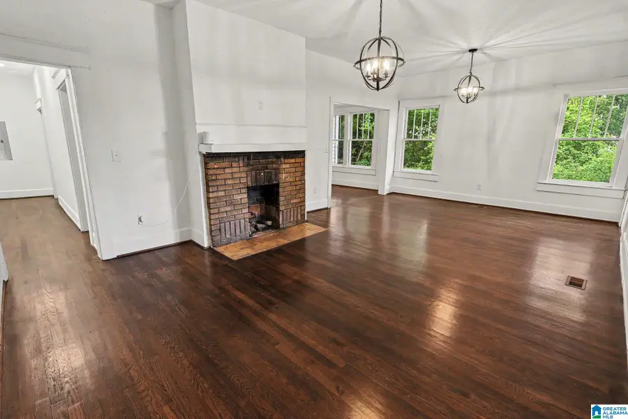 716 8TH COURT W, Birmingham, AL 35204 - #3