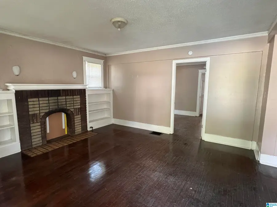 8021 6TH AVENUE N, Birmingham, AL 35224 - #3