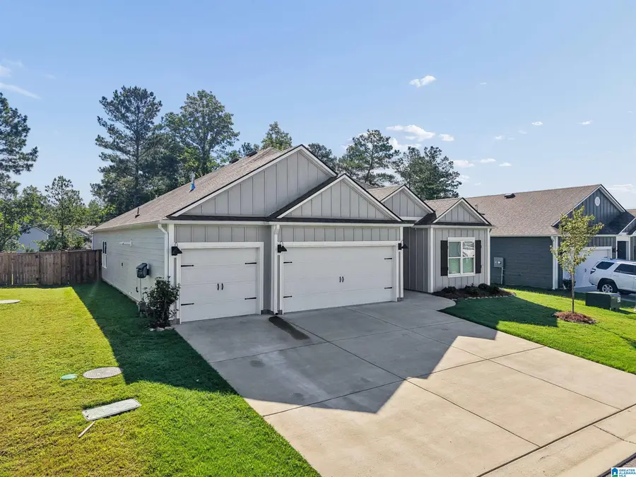 491 STAGE COACH BOULEVARD, Kimberly, AL 35091 - #2