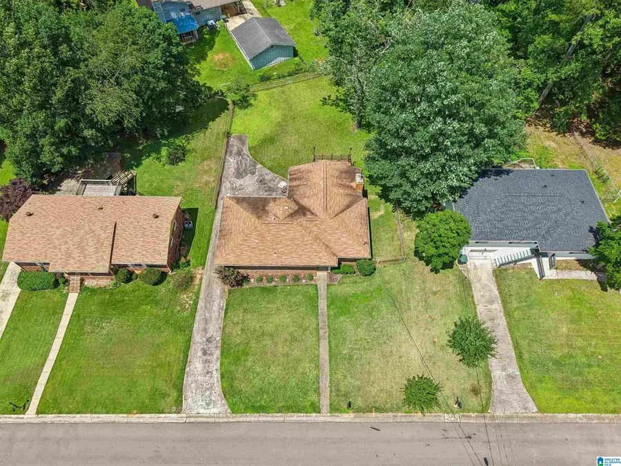 830 SHERWOOD FOREST DRIVE, Birmingham, AL 35235 - #3