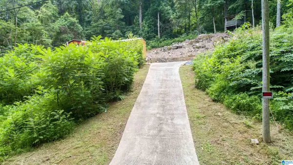 81 POPLAR LANE, Warrior, AL 35180