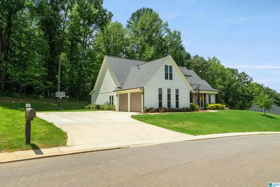 385 JACOBS LOOP, Trussville, AL 35173 - #2