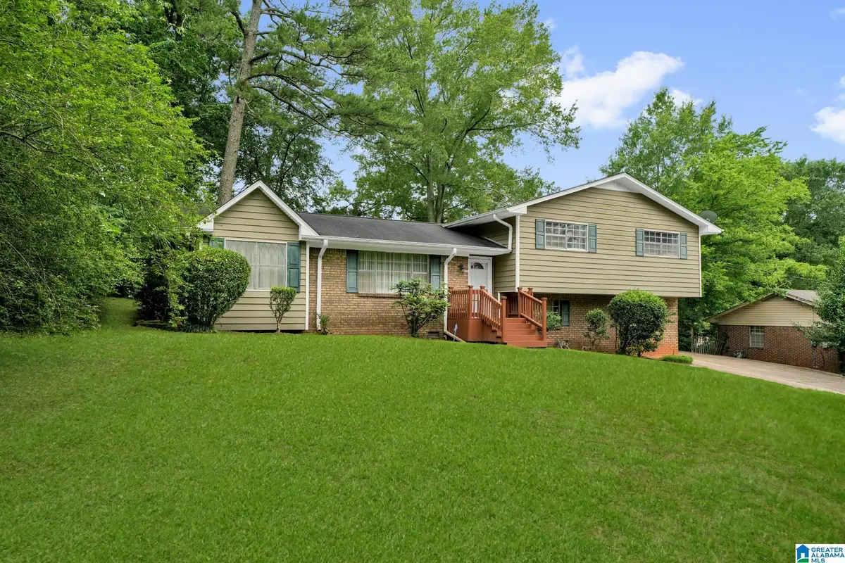 933 MARTINWOOD ROAD, Birmingham, AL 35235 - #1