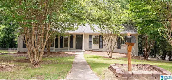 2825 2ND WAY NW, Center point, AL 35215