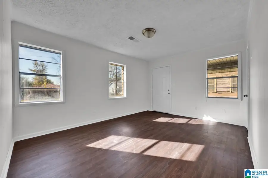 2 WASHINGTON SQUARE, Tuscaloosa, AL 35401 - #2
