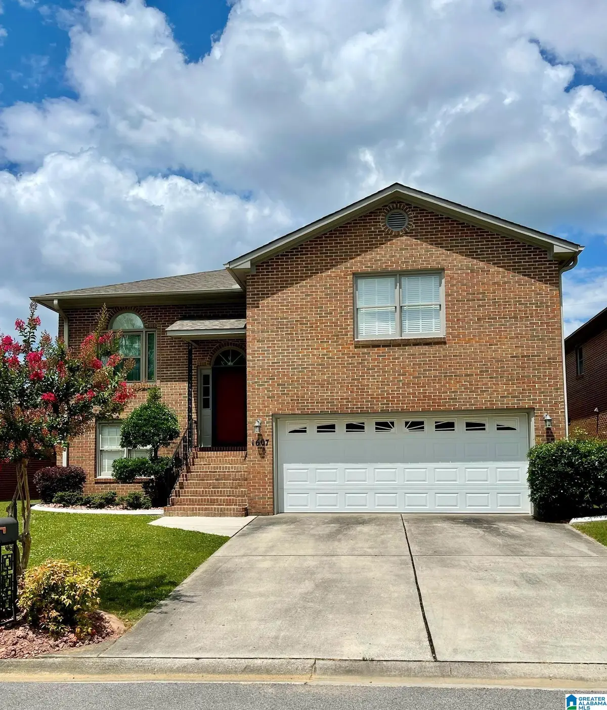 1607 PARKMAN STREET NE, Cullman, AL 35055 - #1