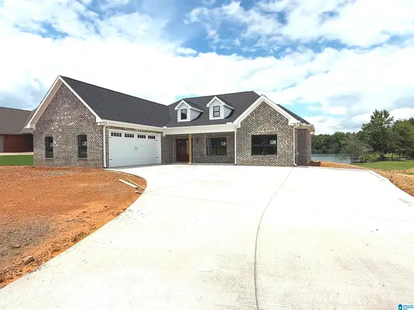 207 BERTIES PLACE, Odenville, AL 35120