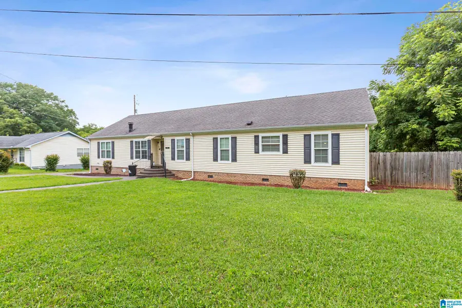 1102 WESTLAKE BOULEVARD, Bessemer, AL 35020 - #2