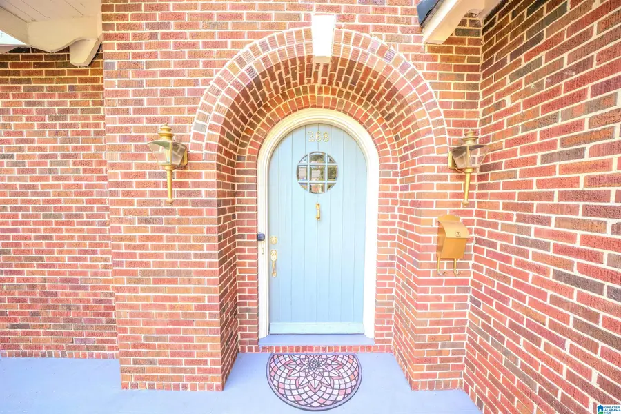 268 S PARK AVENUE, Dothan, AL 36301 - #2