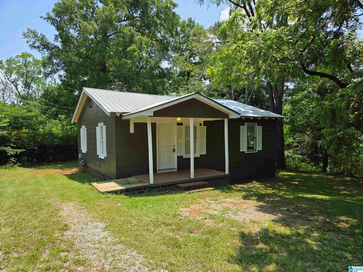 1216 N NORTH HELEN AVENUE, Sylacauga, AL 35150 - #1