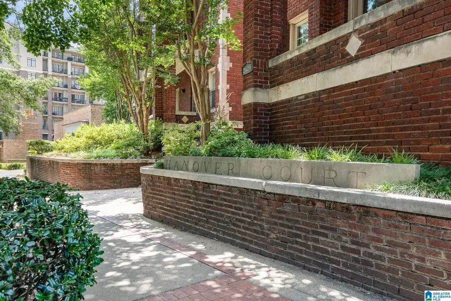 2620 HIGHLAND AVENUE, Birmingham, AL 35205 - #2