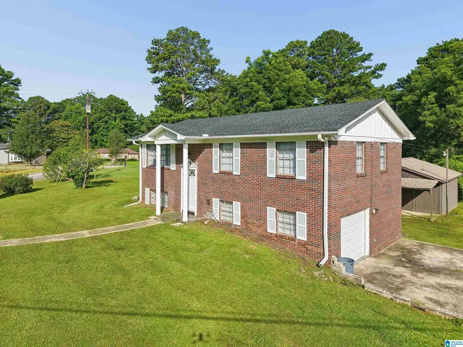 5800 LONGVIEW DRIVE, Adamsville, AL 35005 - #2