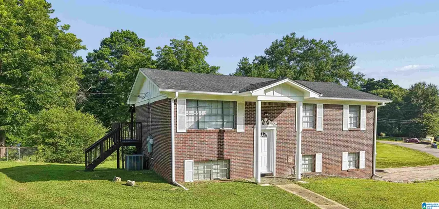 5800 LONGVIEW DRIVE, Adamsville, AL 35005 - #3