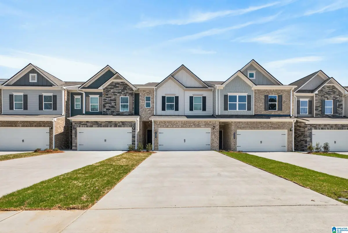 4526 VILLAGE SPRINGS SQUARE, Fultondale, AL 35068 - #1