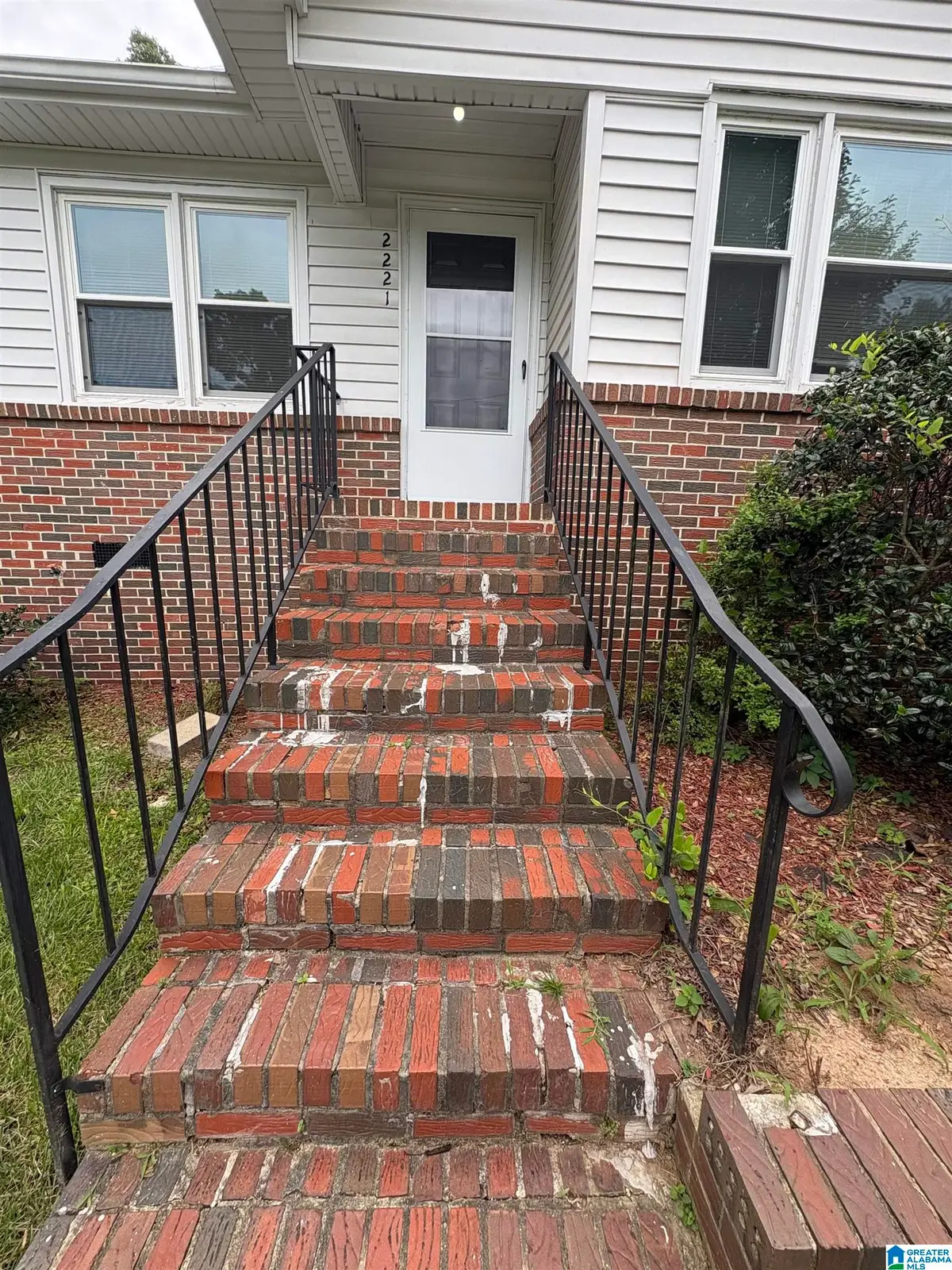 2221 3RD STREET NW, Center Point, AL 35215 - #1