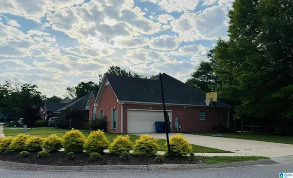 1316 AMBERLEY WOODS DRIVE, Helena, AL 35080