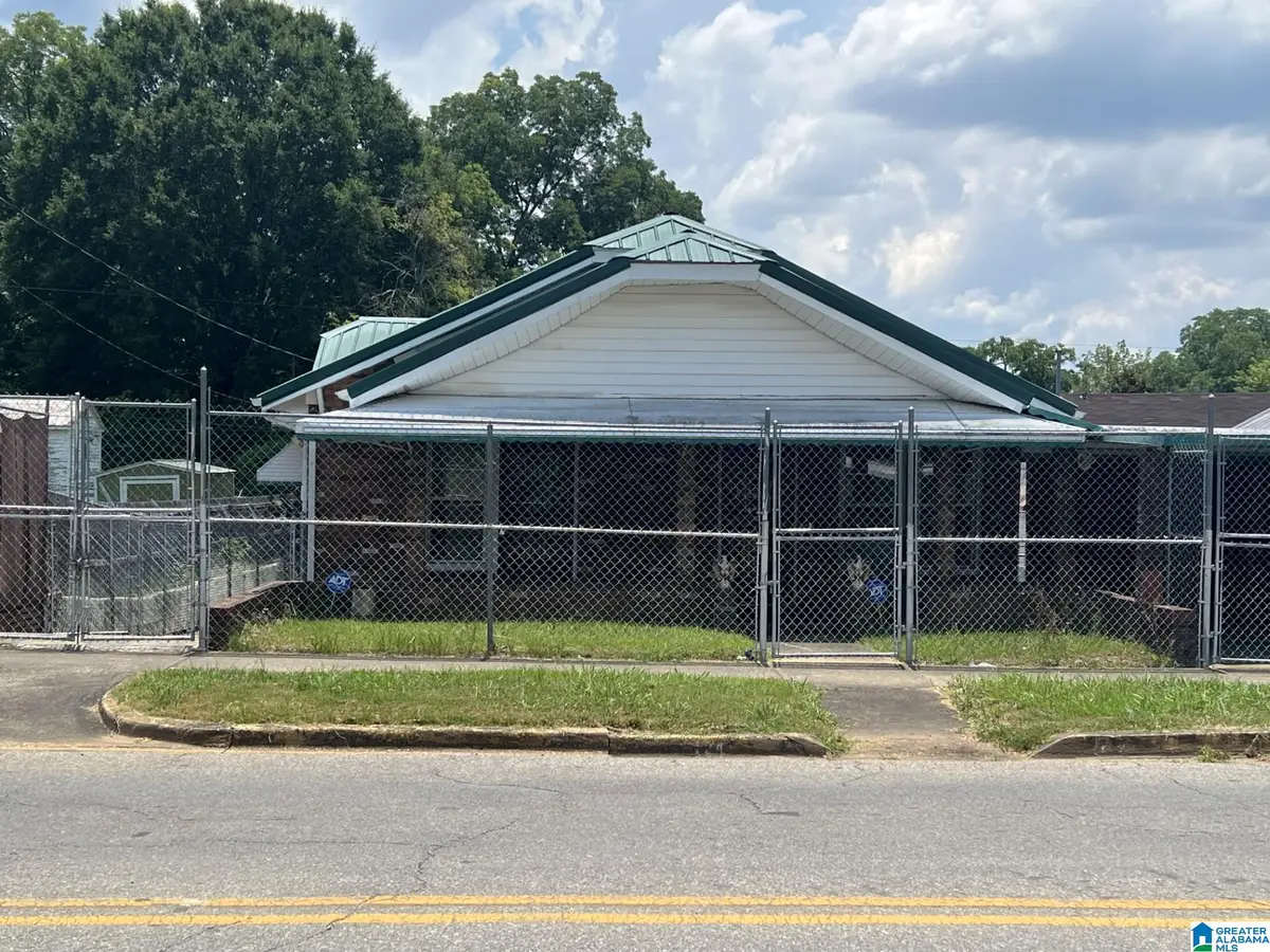 124 W 18TH STREET, Anniston, AL 36201 - #1