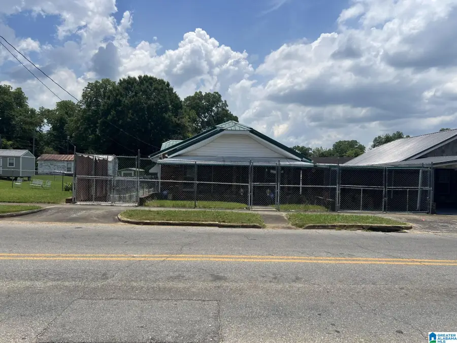 124 W 18TH STREET, Anniston, AL 36201 - #2