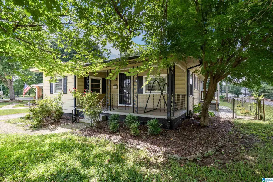 415 LINDEN STREET, Trussville, AL 35173 - #2